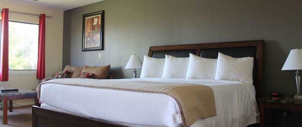 Shenandoah Inn, Major Credit Cards Required For Check In Plymouth 외부 사진